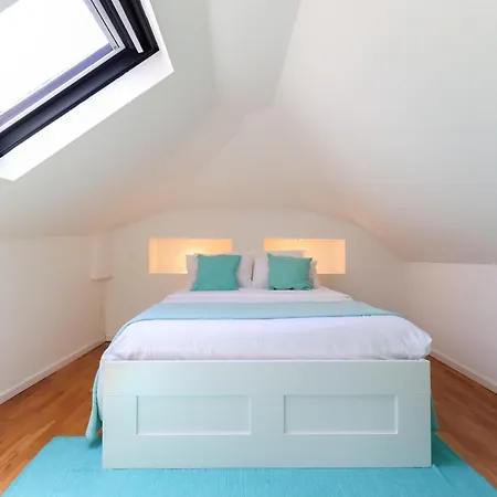 Casa Da Nespereira - Centre Duplex With Balcony Виана-ду-Каштелу